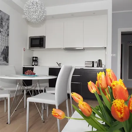 아파트 Grand-tourist Marine Ii *